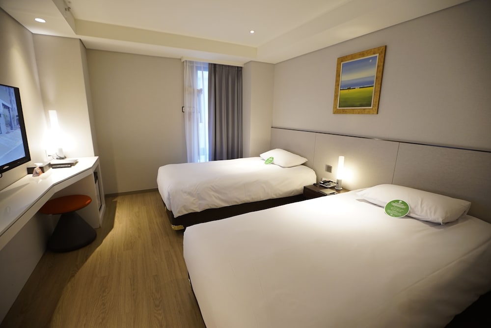 Hotel Thomas Myeongdong 22/57