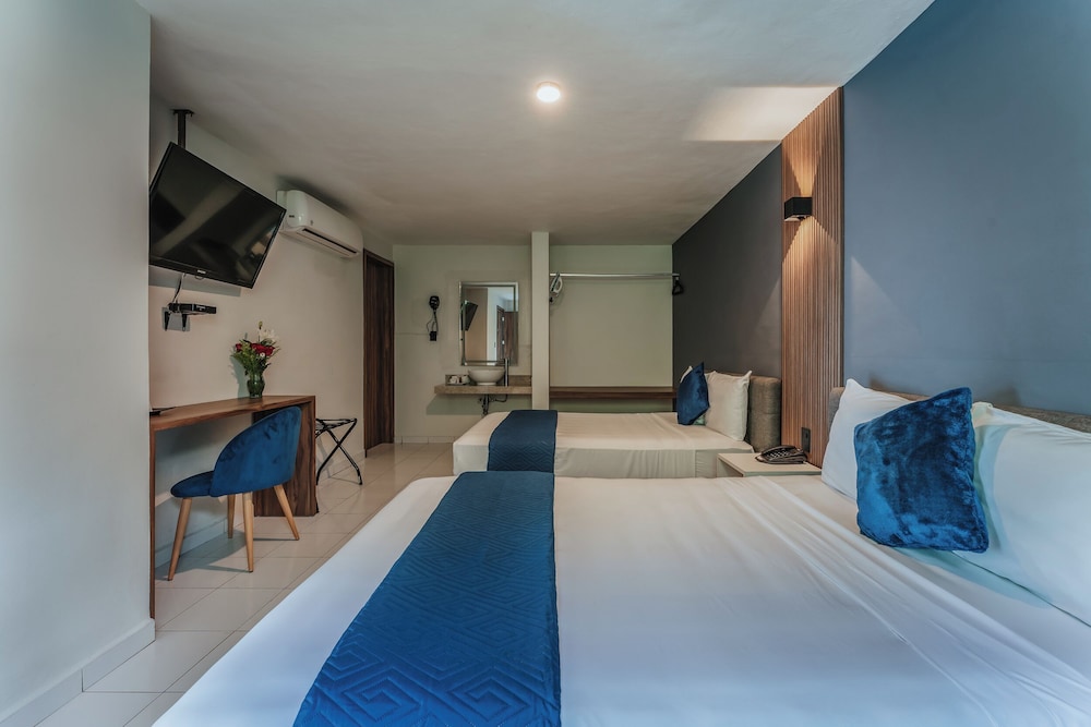 Hotel Casa Nova 20/50