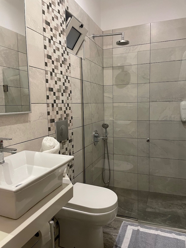 Voula Hotel 74/74