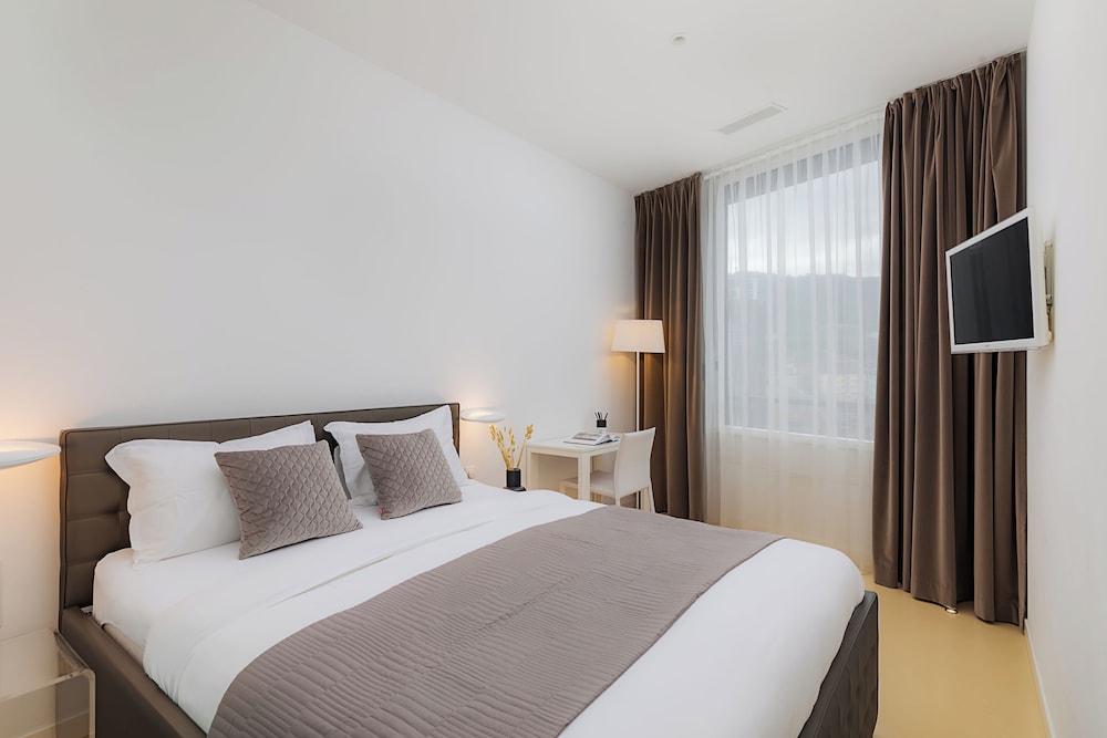 2 Bedrooms, Junior, Apartment, 2 Double Beds