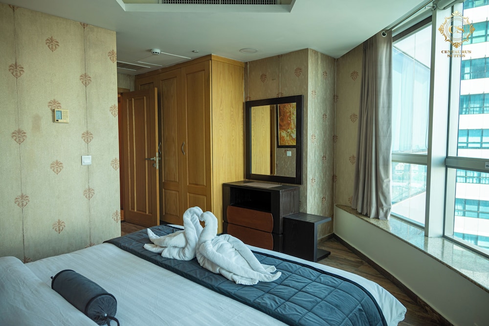 Centaurus Hotel Suites 11/42