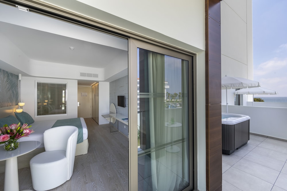 Ivi Mare - Designed for Adults by Louis Hotels 18/77