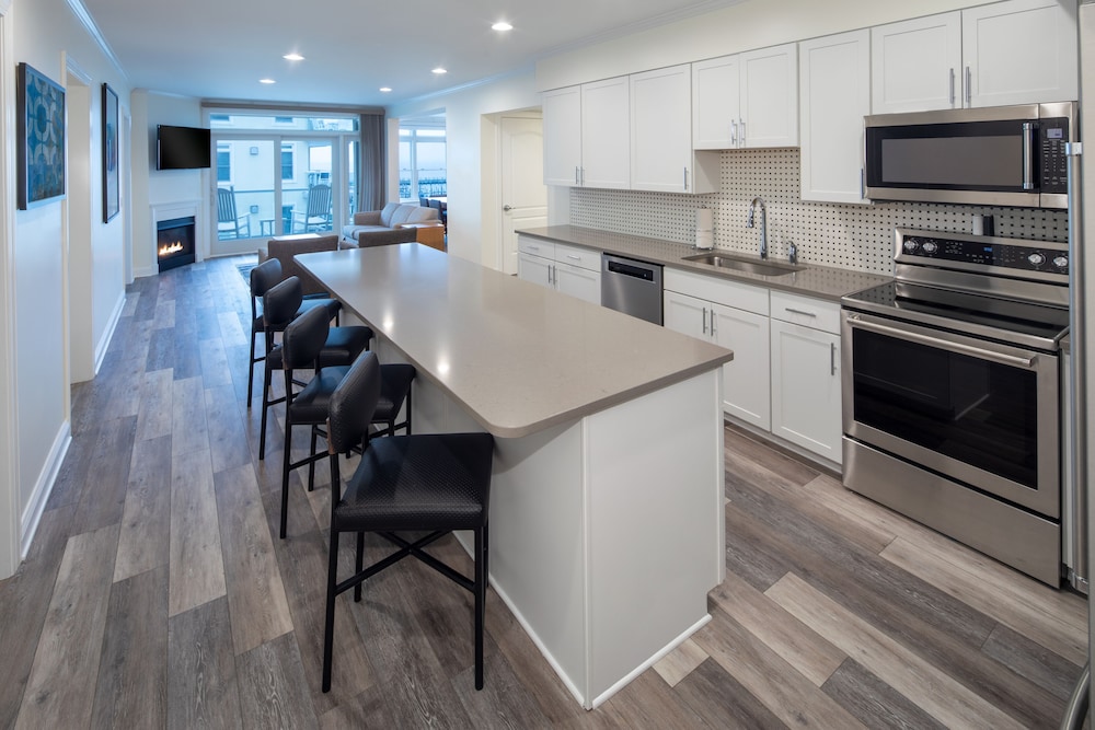 Hyatt Place Dewey Beach 65/80