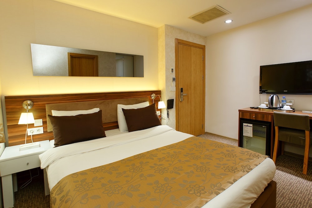 Peninsula Galata Boutique Hotel 33/81