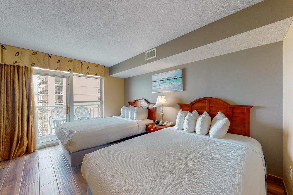 Carolinian Beach Resort in Myrtle Beach by Vacasa 29/50