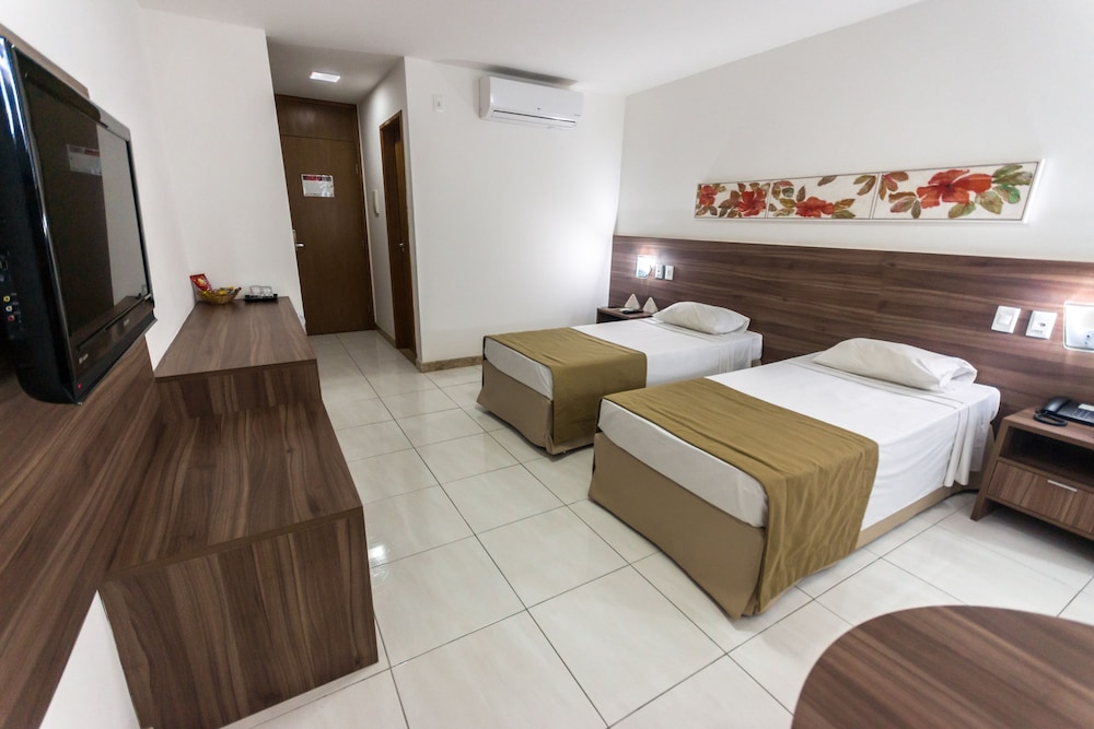 Cambuci Hotel 25/47
