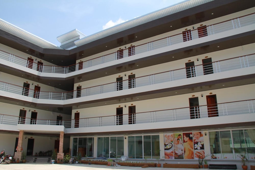 Grand Perfect Apartment 3/37