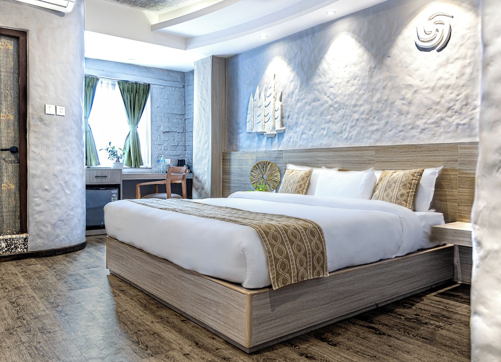 Vastu Boutique Hotel 16/40