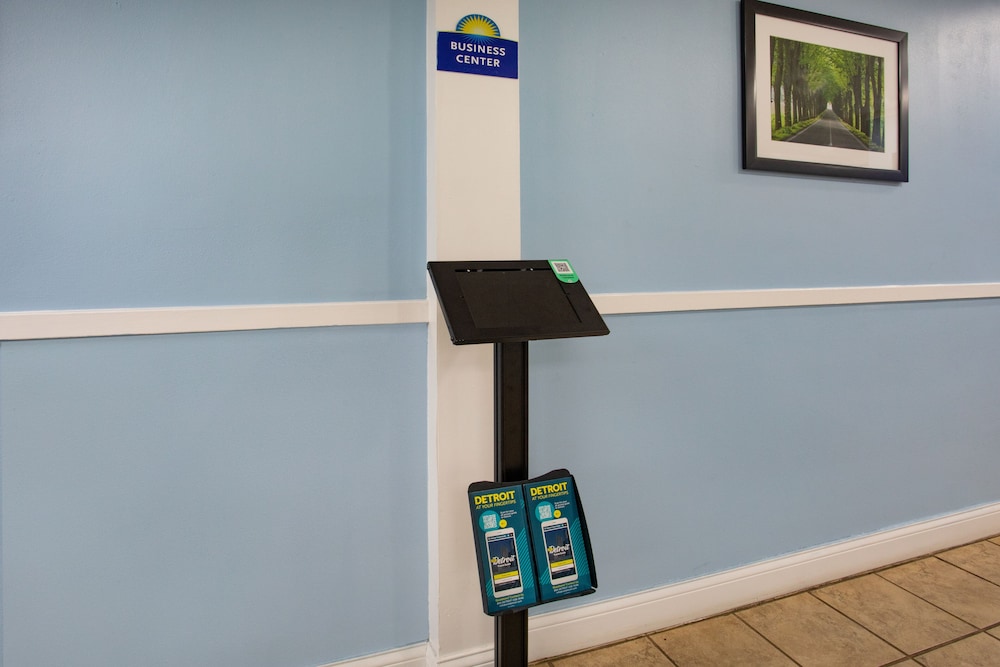 Travelodge by Wyndham Livonia/Canton/Novi Detroit Area 3/22