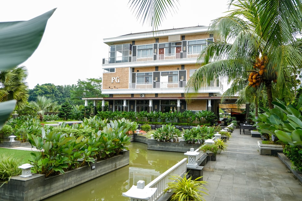 Pancur Gading Hotel and Resort 30/37