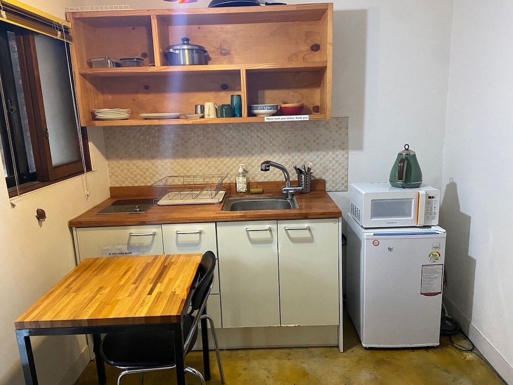 High Street Guest House 8/50