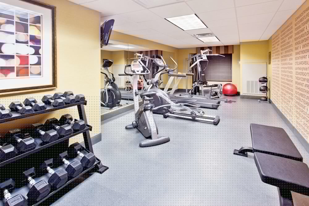 La Quinta Inn Suites Warner Robins 32/62