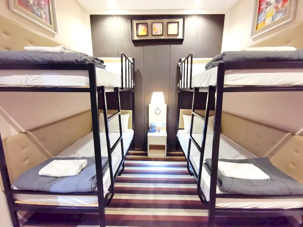 Capital O 75451 Podstel Hostel Bangkok 25/34