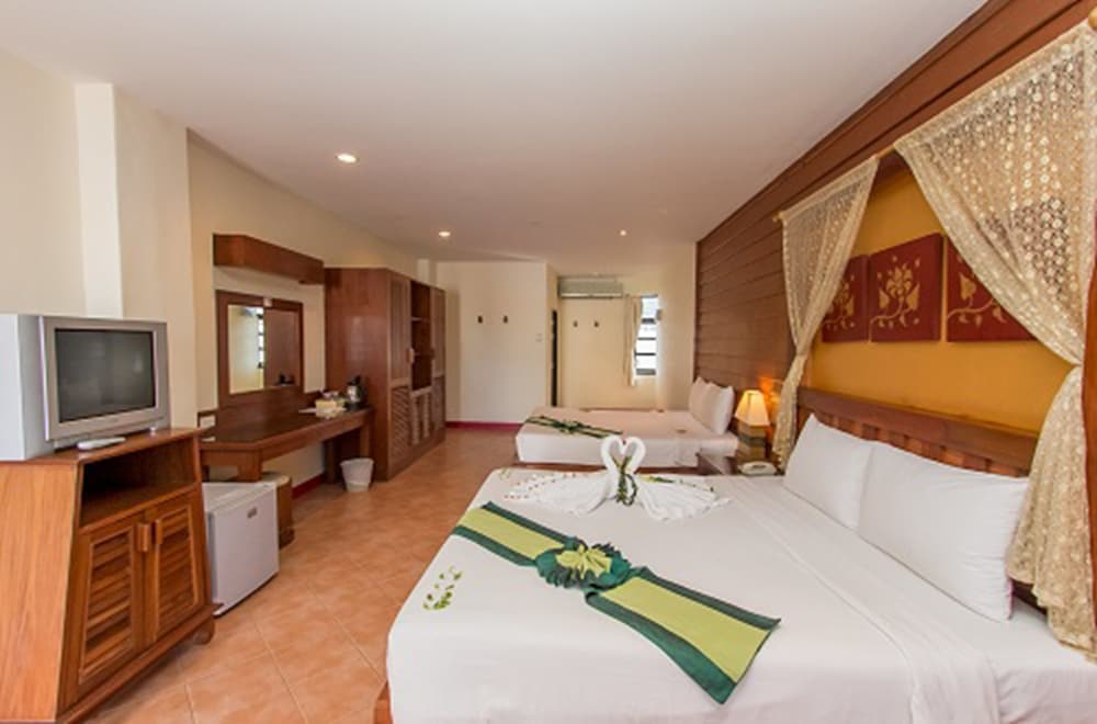 SUPERIOR, FAMILY, 2 DOUBLE BEDS