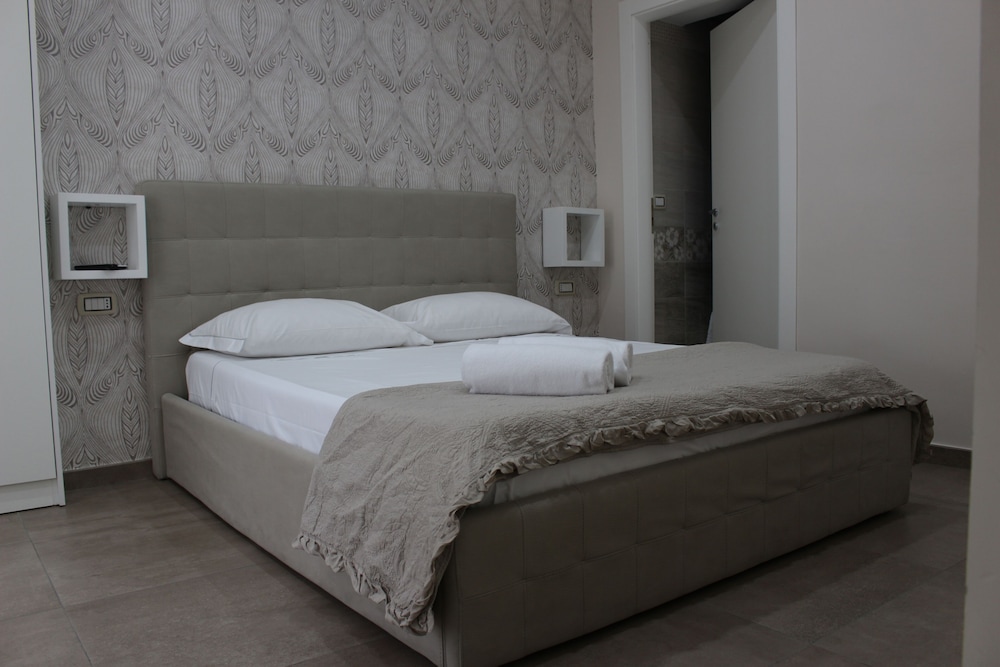 Philip Royal B&B 9/50