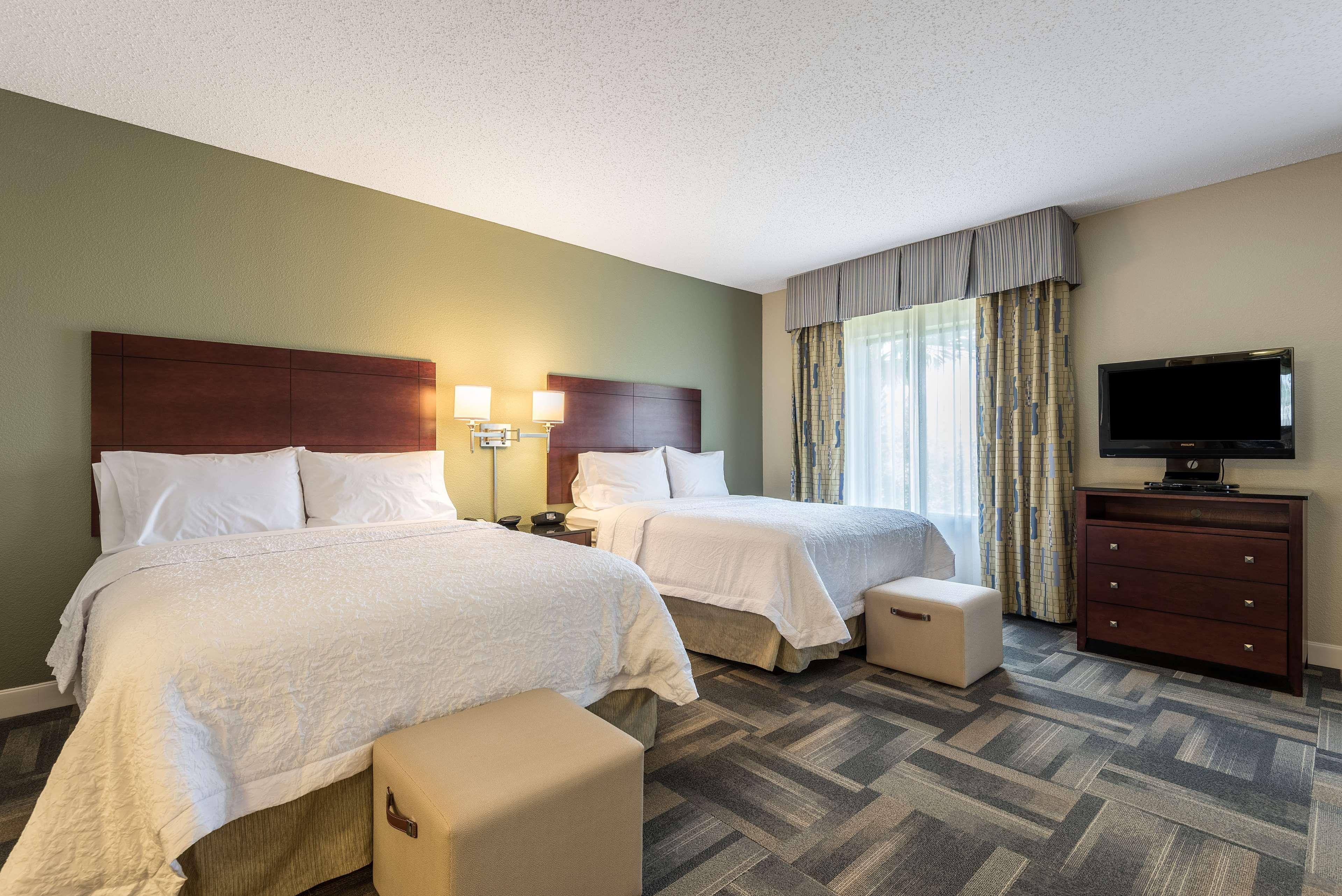 STUDIO, 2 QUEEN BEDS, ACCESSIBLE