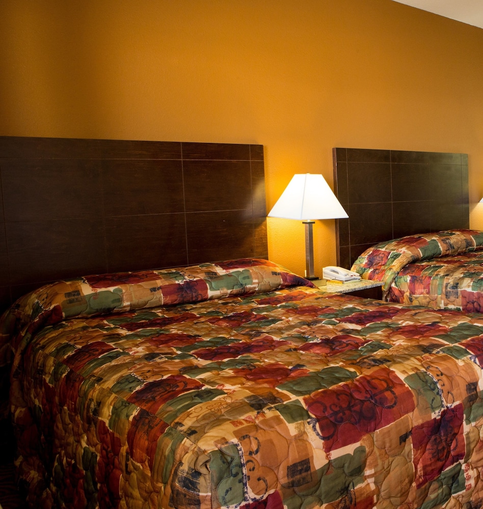 Sands Inn And Kitchen Suites 33/51