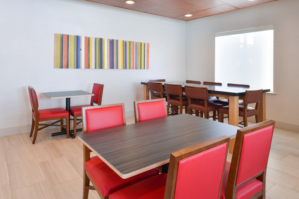 Holiday Inn Express Hotel And Suites Abilene Mall South 65/75