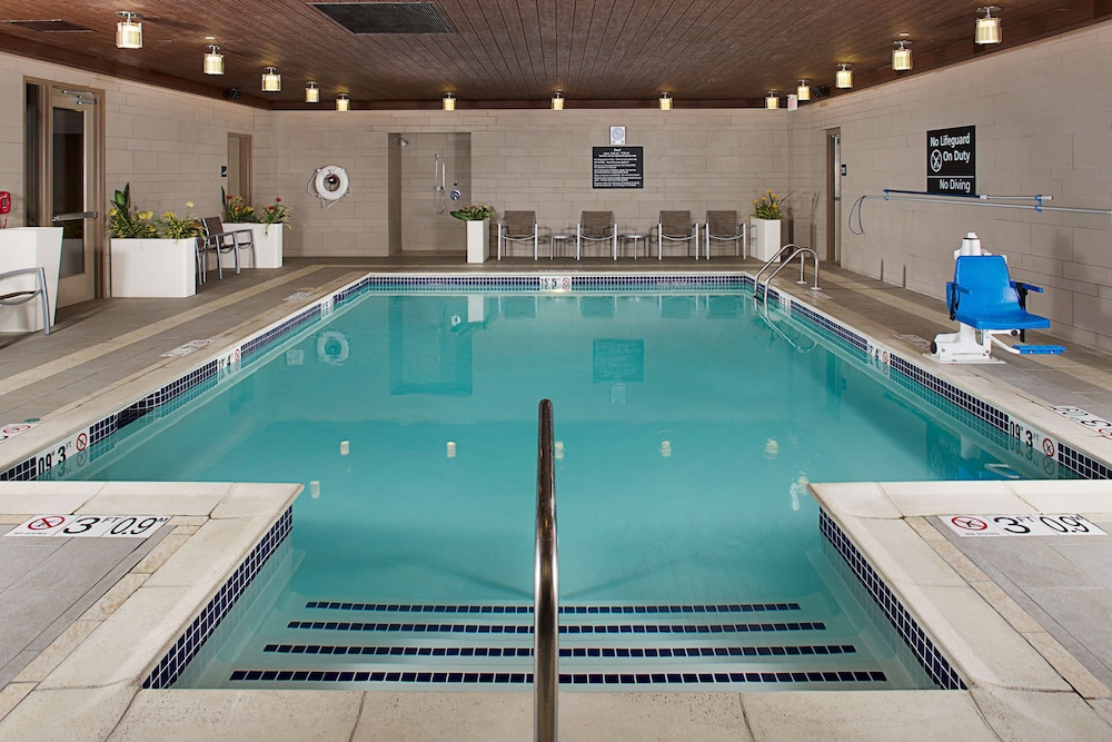 Hampton Inn Portland Downtown Waterfront 3/46