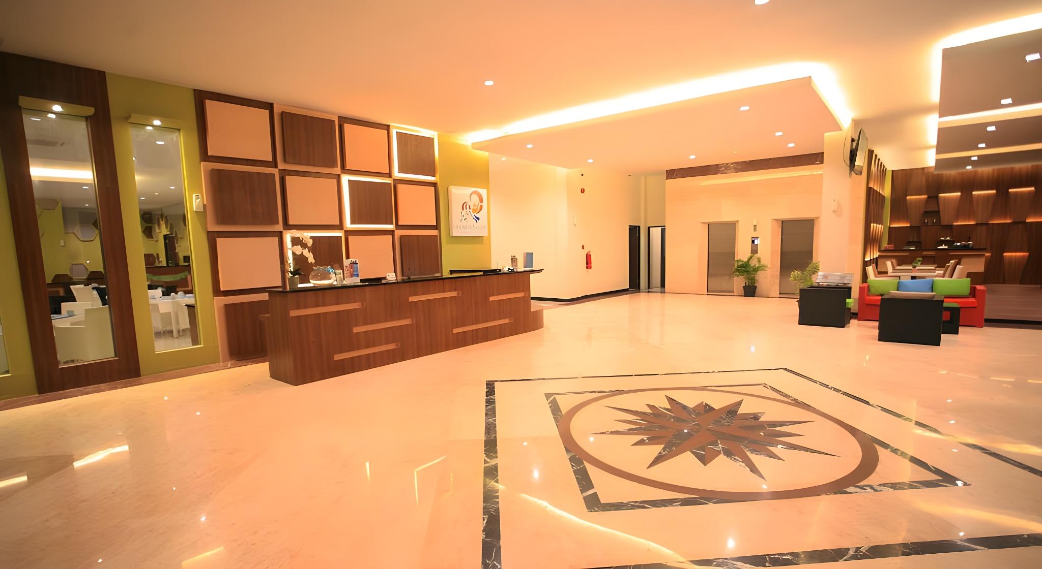 Grand Master Hotel Purwodadi 8/42