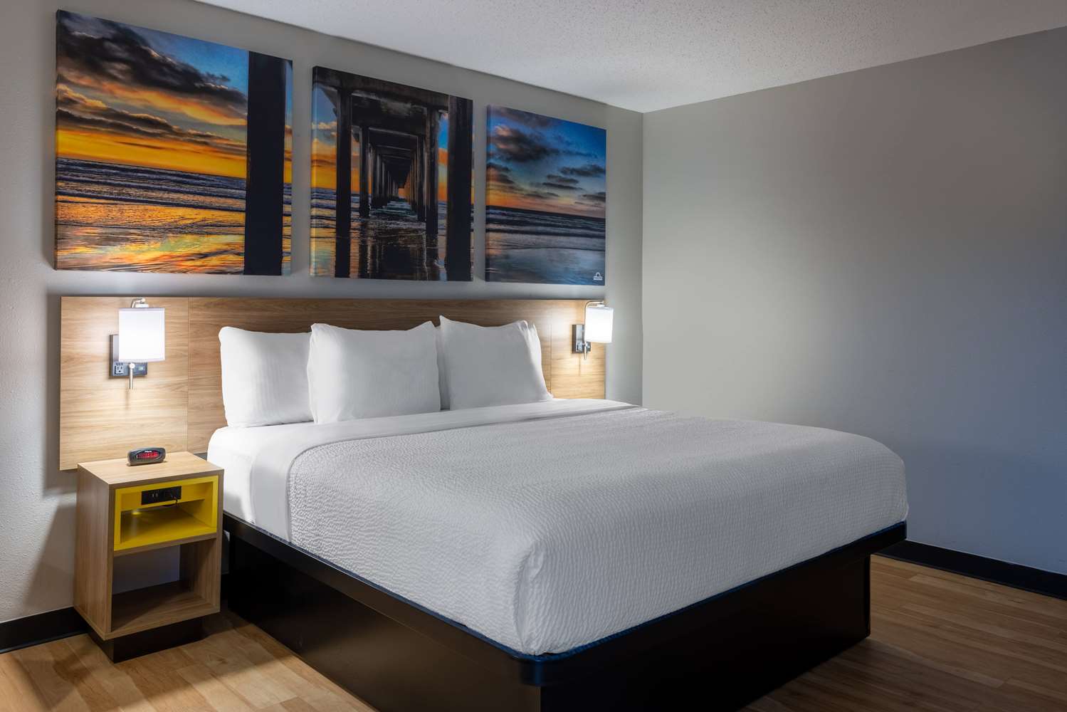 Days Inn by Wyndham Pleasant Prairie Kenosh 23/55
