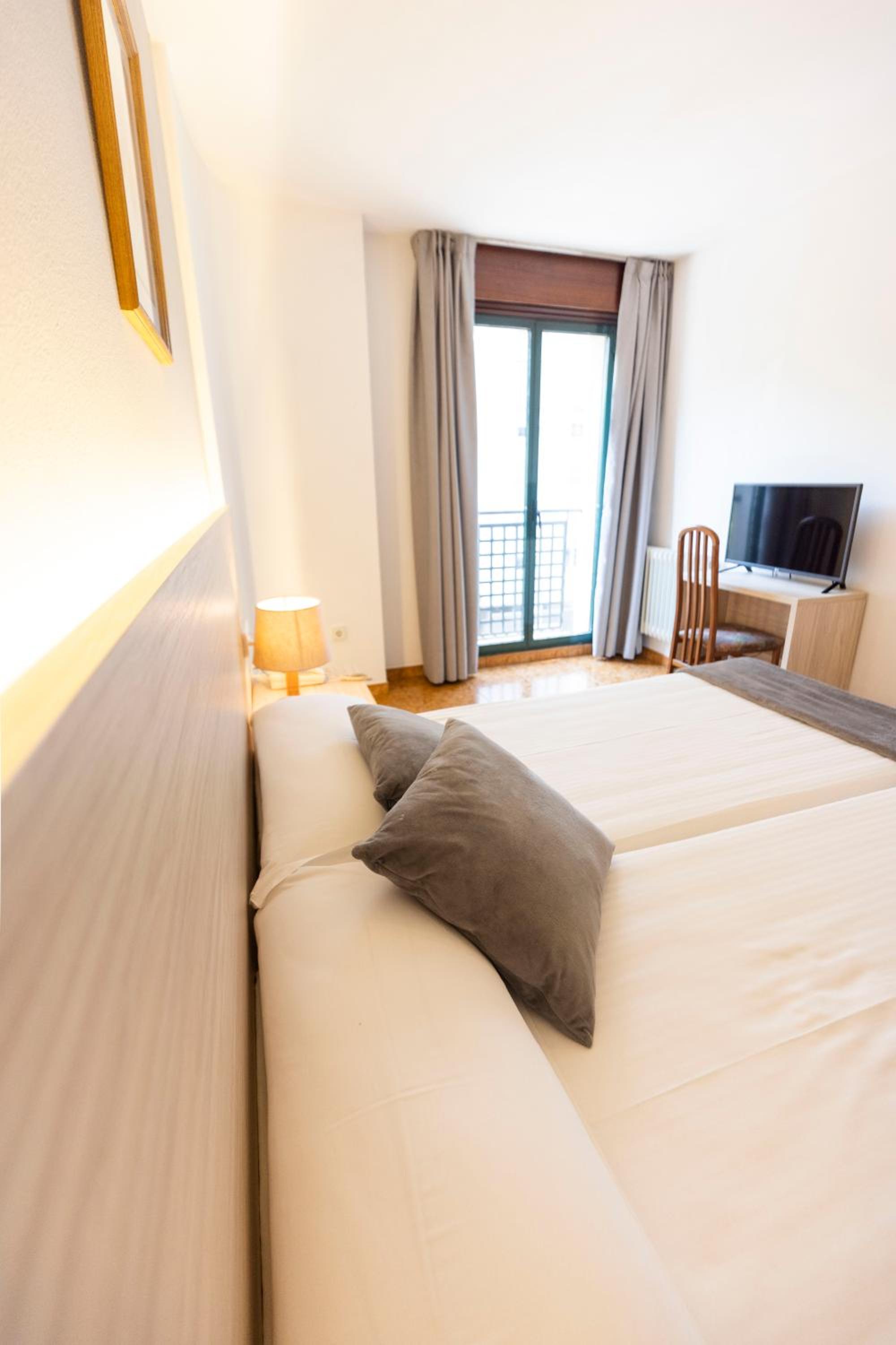 Hotel Madrid 16/50