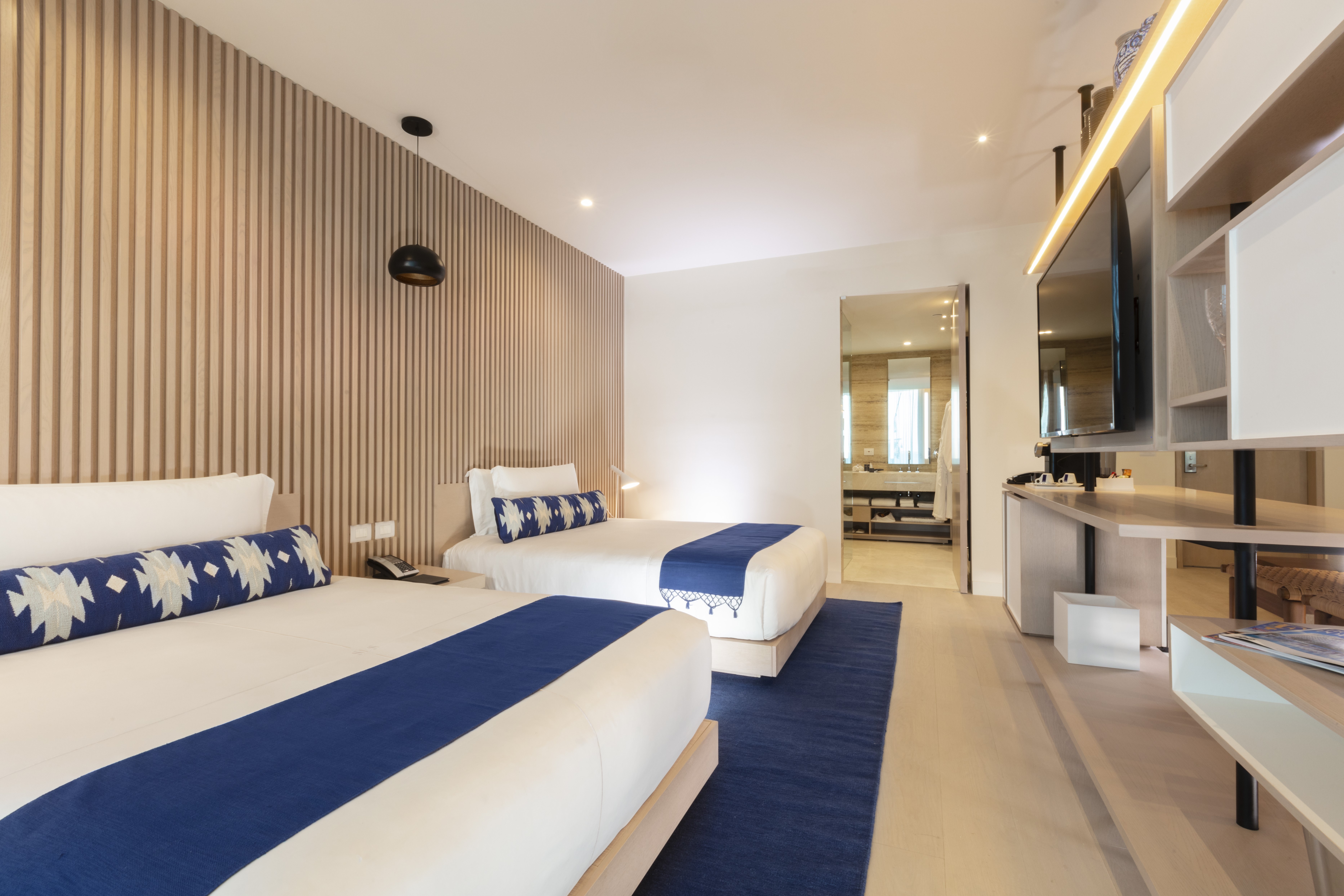 Suite, Ocean Front