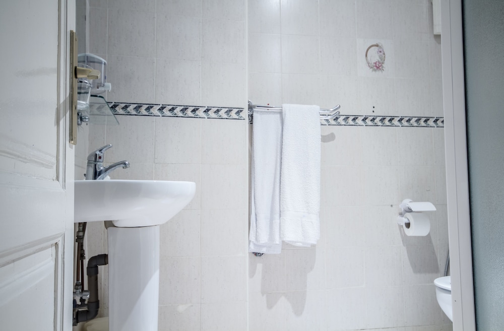Hotel Tarek 24/25