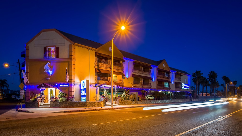 Best Western Harbour Inn & Suites in HUNTINGTON BEACH - CA