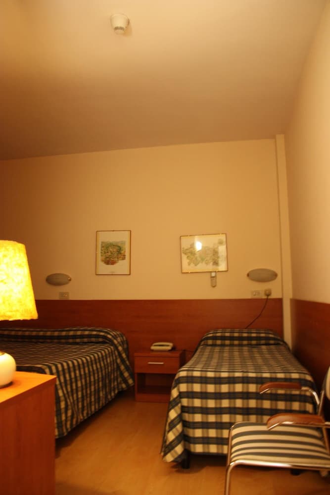 Anna Siena Nord 13/59