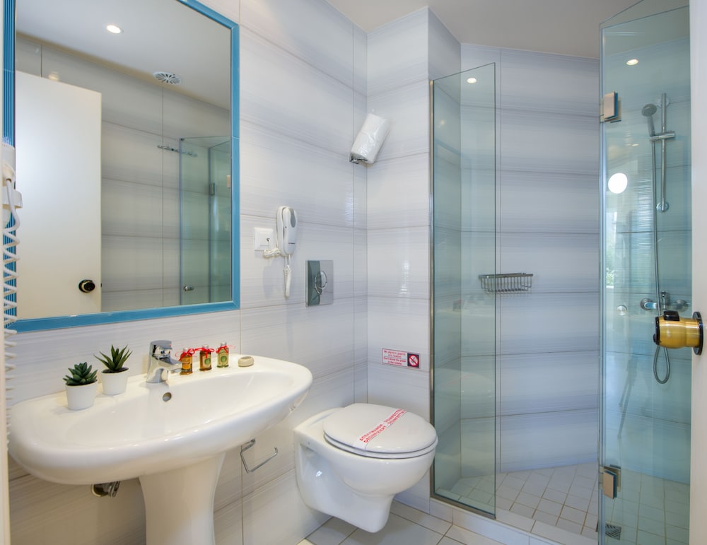 Kedrissos Hotel Apartments 40/44