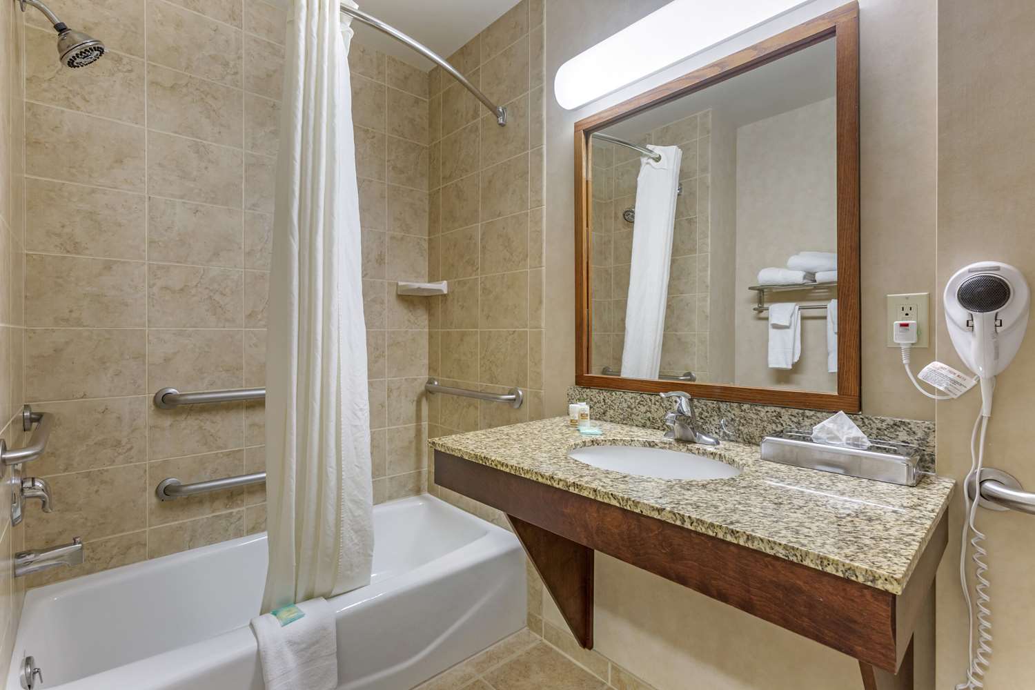 Big Horn Resort, Ascend Hotel Collection Billings, MT 64/65