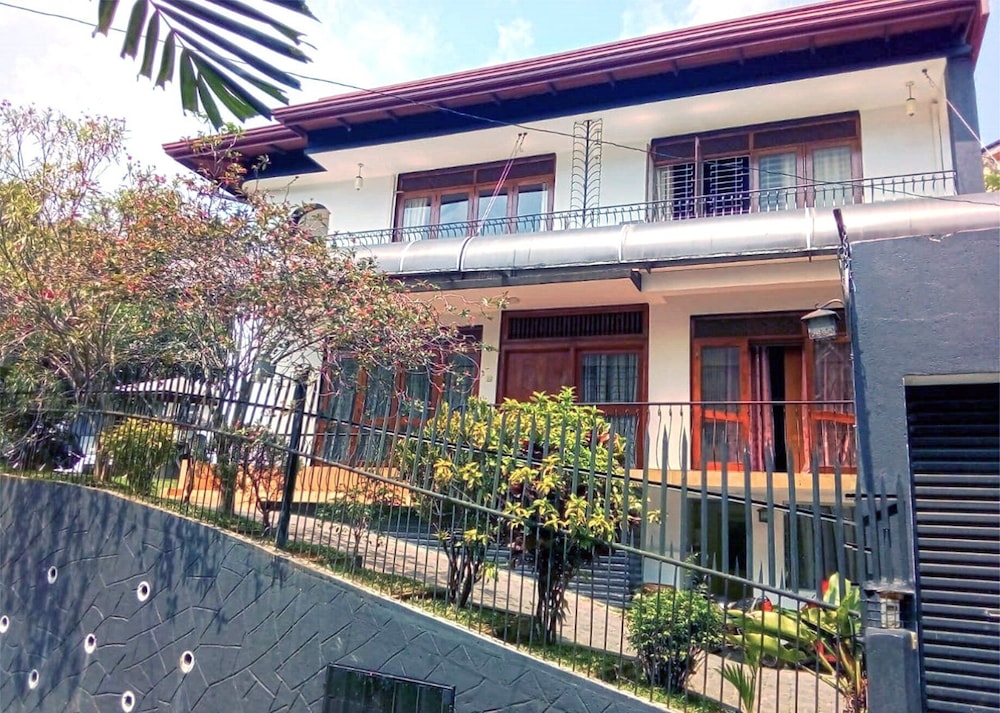 Kandyan Residency photo1