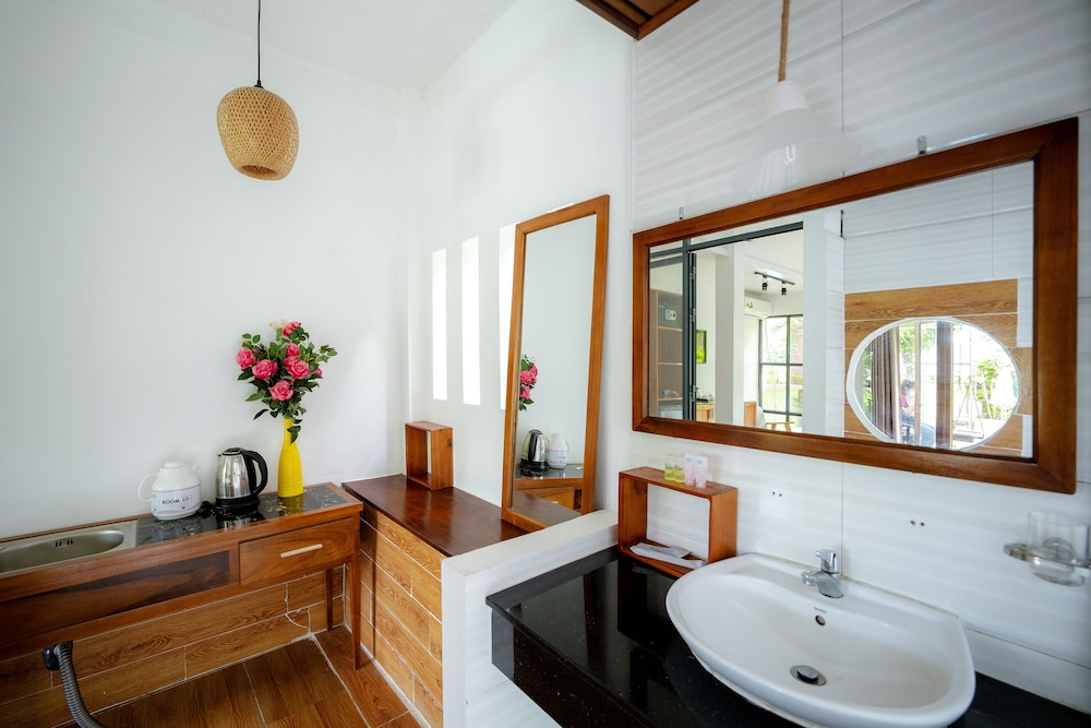 Mai Phuong Binh Bungalow 64/64
