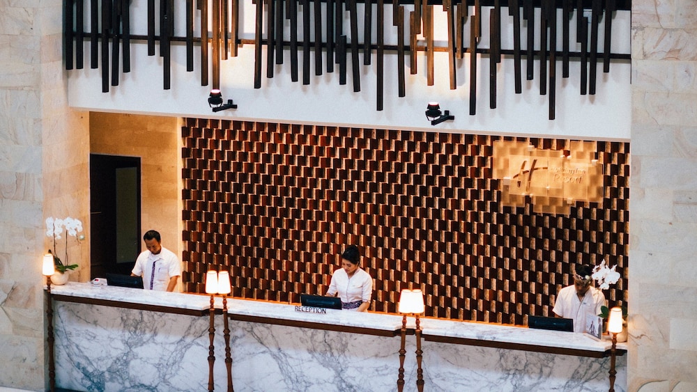 HOLIDAY INN RESORT BALI BENOA 10/79