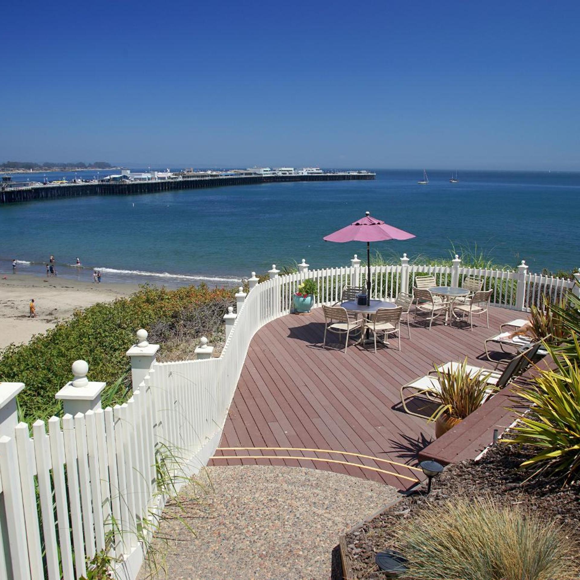 Sea & Sand Inn 30/41