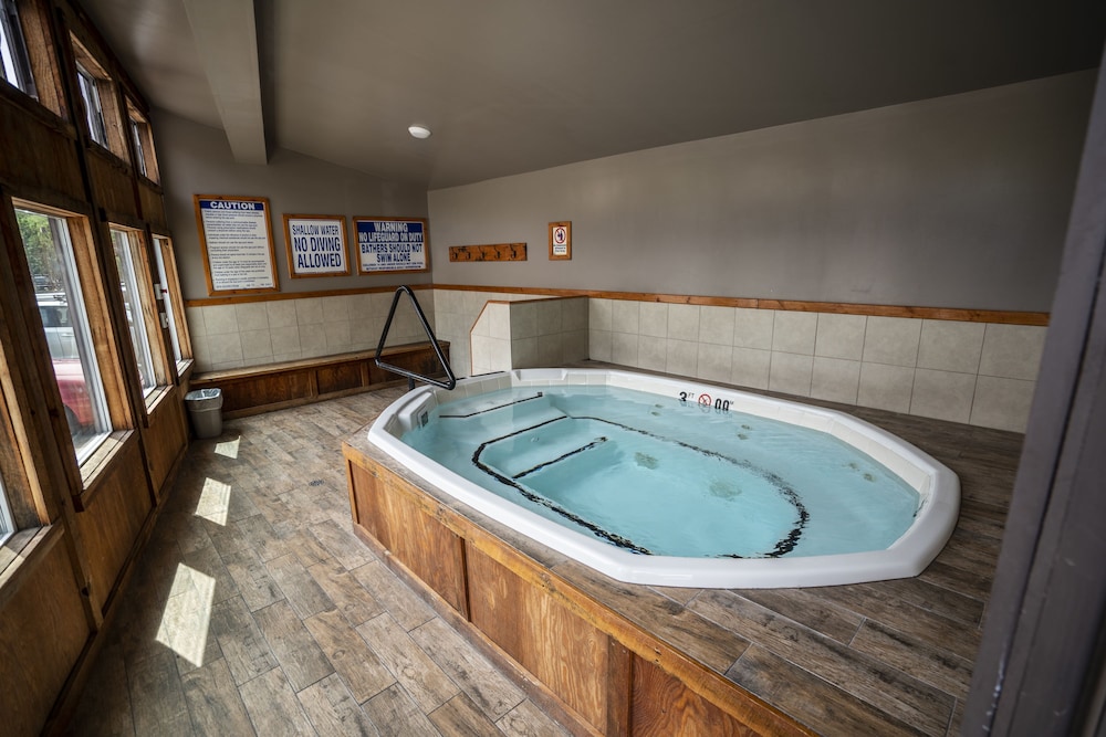 Red Stone Inn 26/44