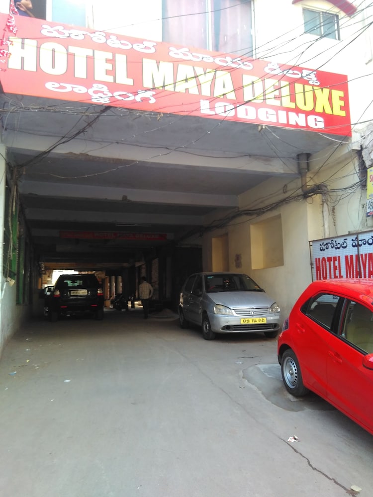 Hotel Maya Deluxe 28/29
