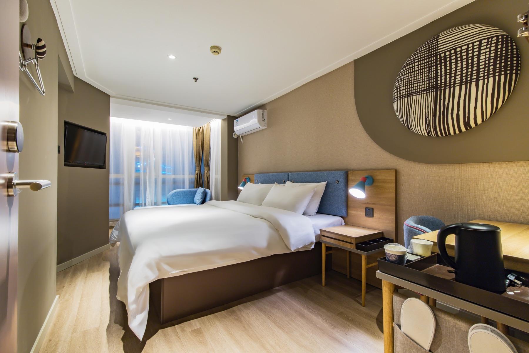 Home Inn (Tianjin Binhai New District MSD Customs Building) 14/34