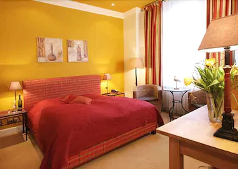 Arthotel ANA Residence 18/75