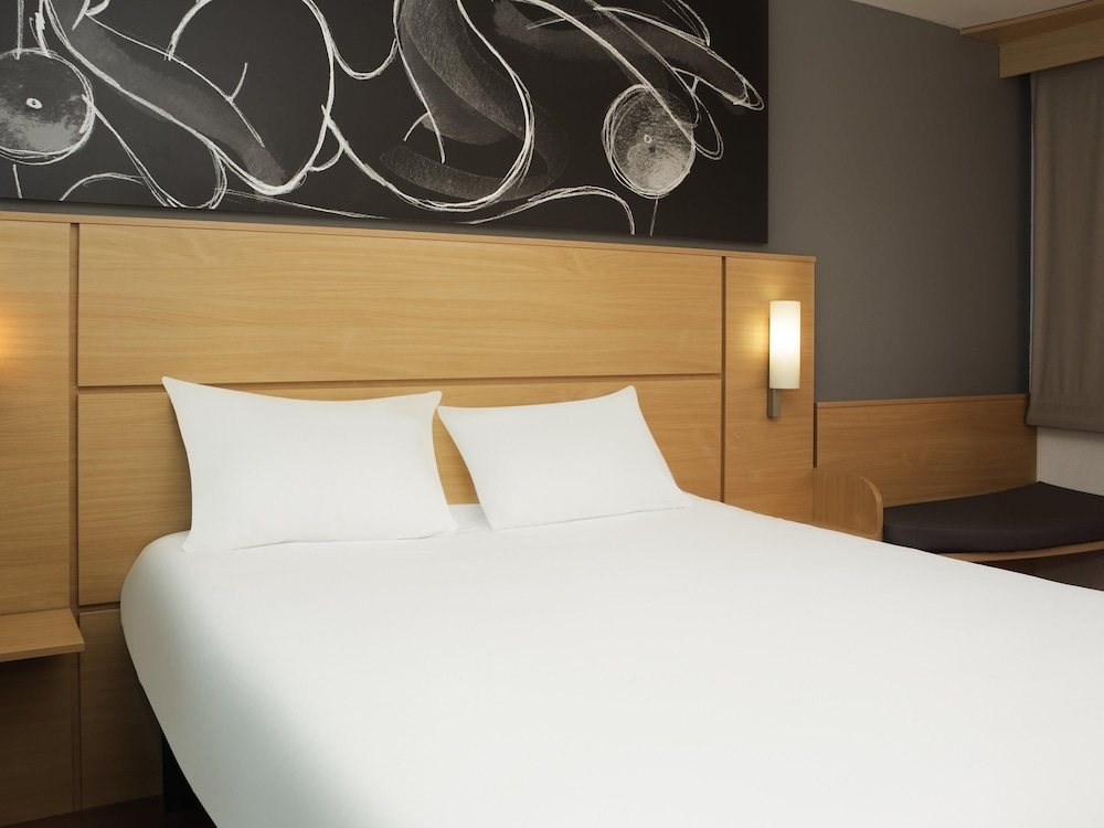 Ibis 3 Lacs Neuchatel 21/50