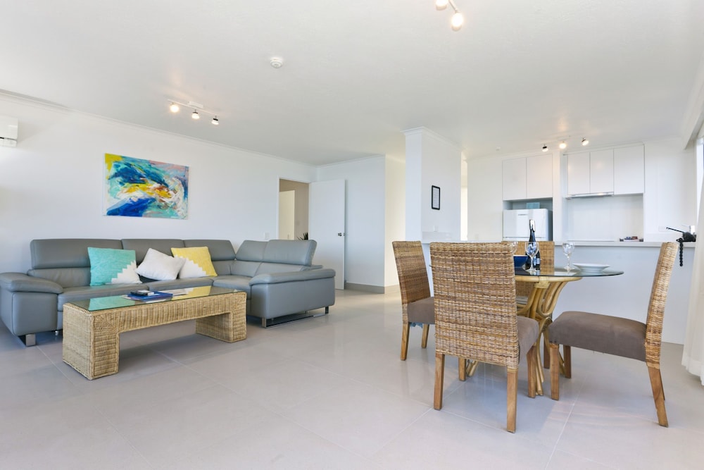 Surf Regency 48/72