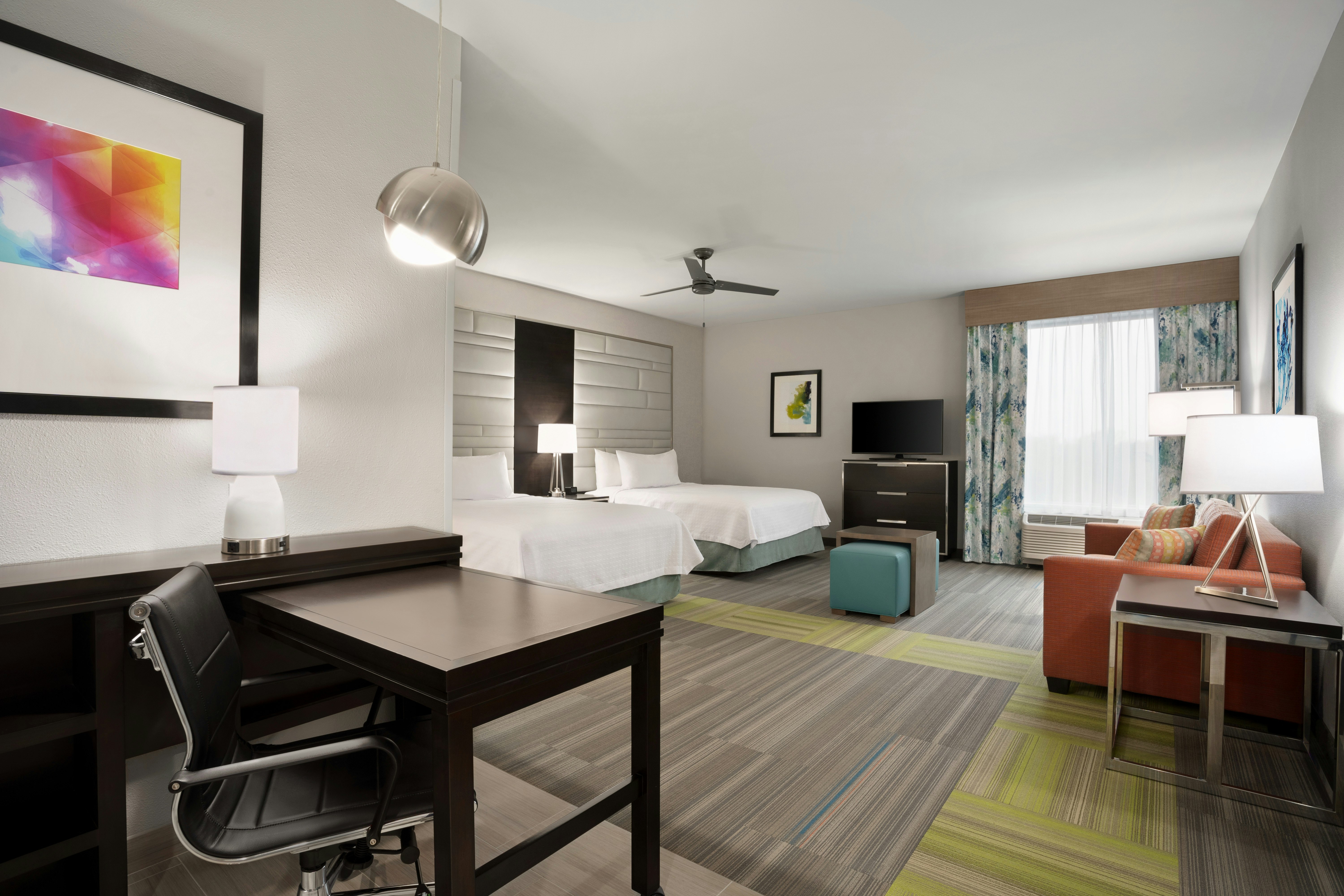 STUDIO, 2 QUEEN BEDS