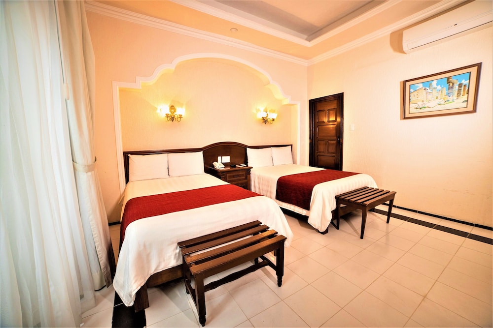 Hotel Caribe Merida Yucatan by Kavia 9/49