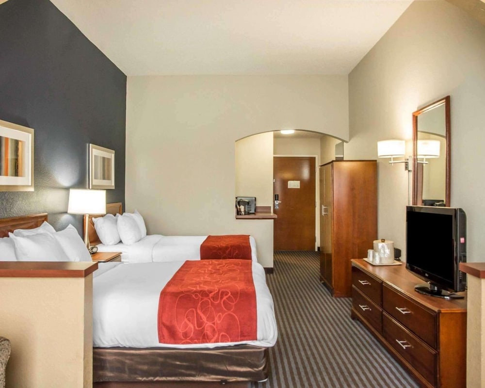 Fairfield Inn & Suites Newport Cincinnati 16/36