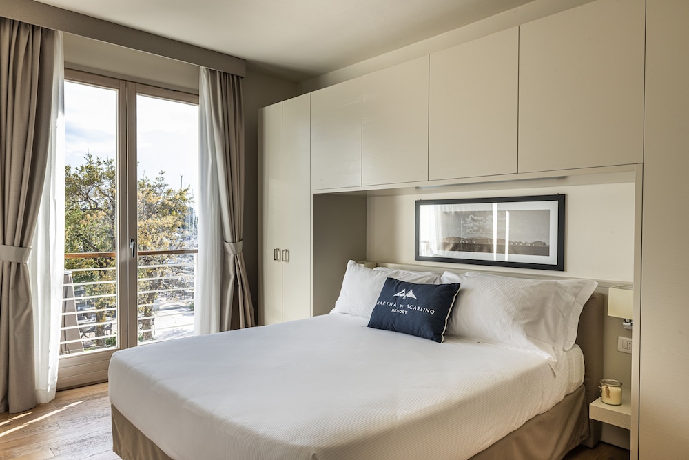 2 Bedrooms, Panoramic, Suite, 2 King Beds, Sea View, 2 Bathrooms, Sofa