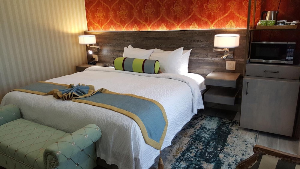 Sens Hotel & Bistro Berkeley 7/40