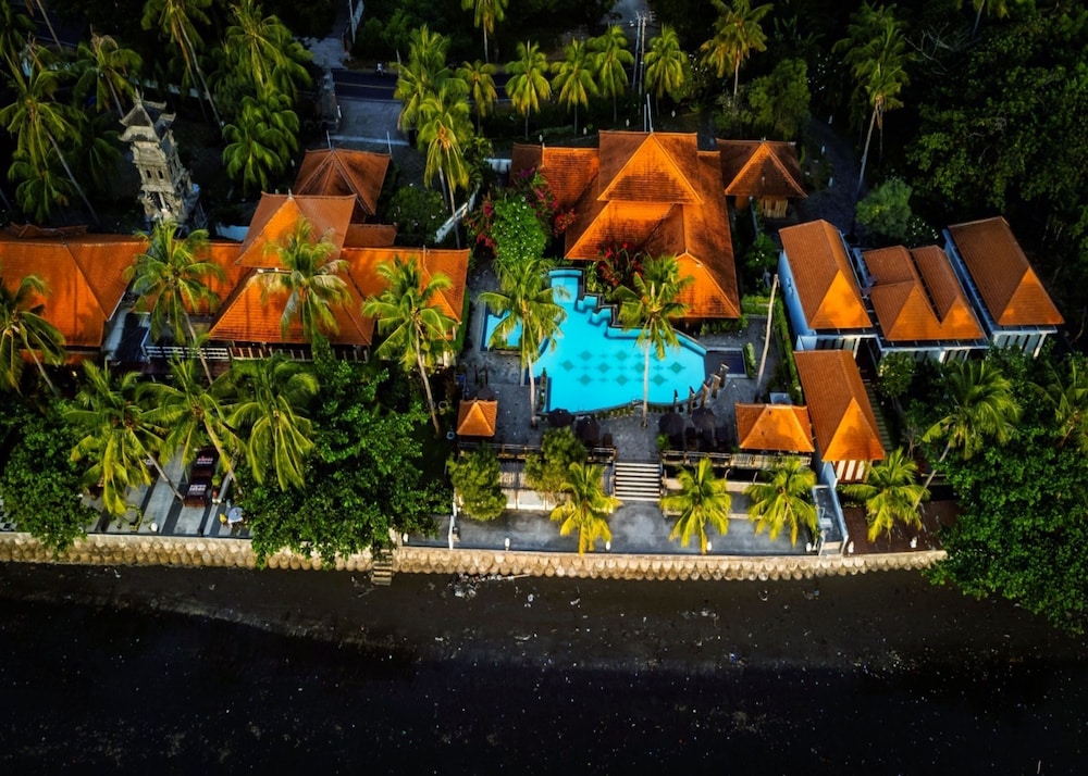 Nugraha Lovina Seaview Resort & Spa 63/69