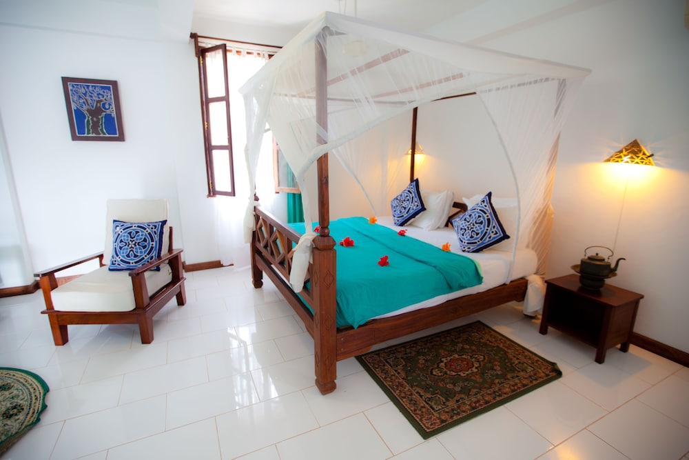 Flame Tree Cottages 35/59