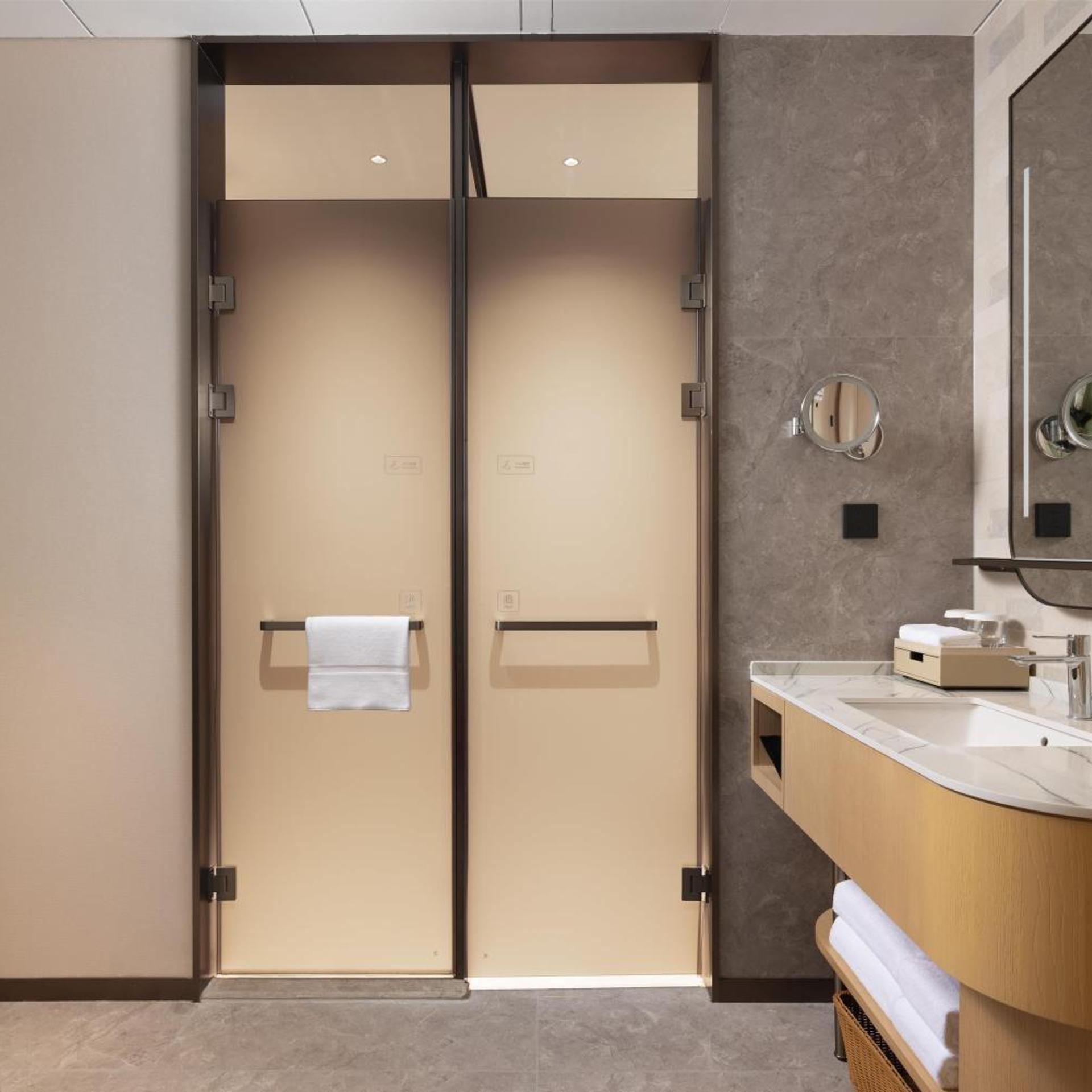 Hilton Garden Inn Jinghe County 48/52